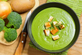 Brokolicová polievka so smotanou recept