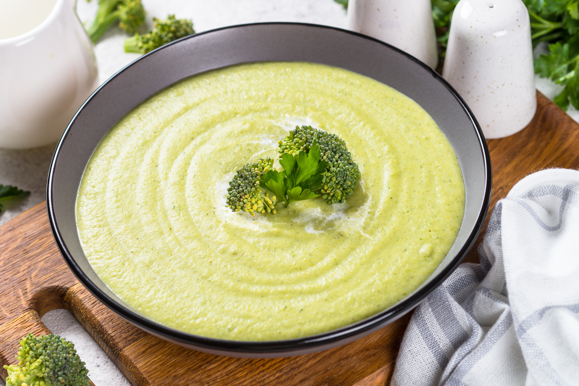 Recept Jemná brokolicová polievka so smotanou